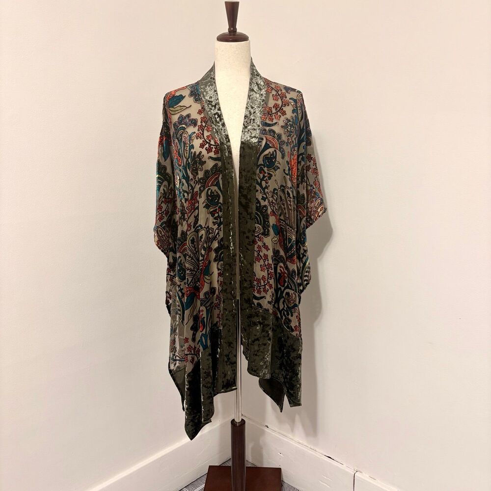 Mystree Paisley Floral Velvet Kimono One Size